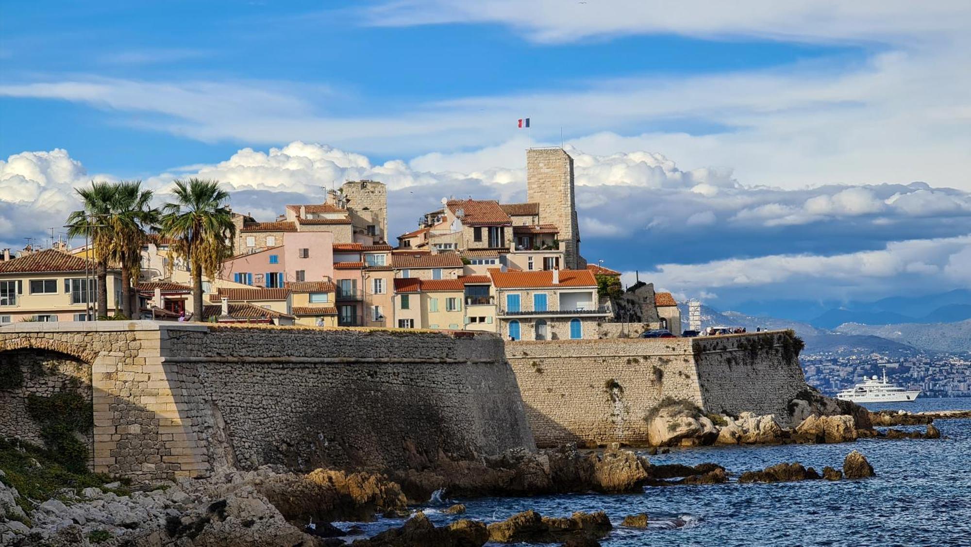 Casalionelantibes 70 Sqm Apartment With Garden And Parking المظهر الخارجي الصورة